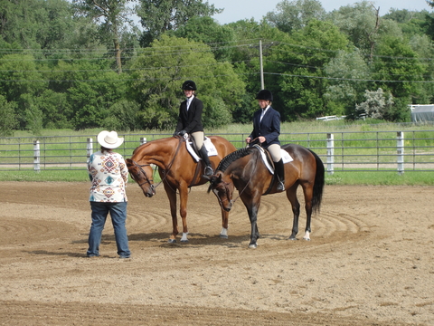 2 girls on horses