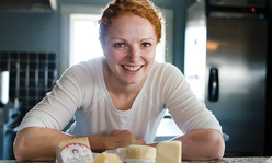 4-H alumnae with her cheese